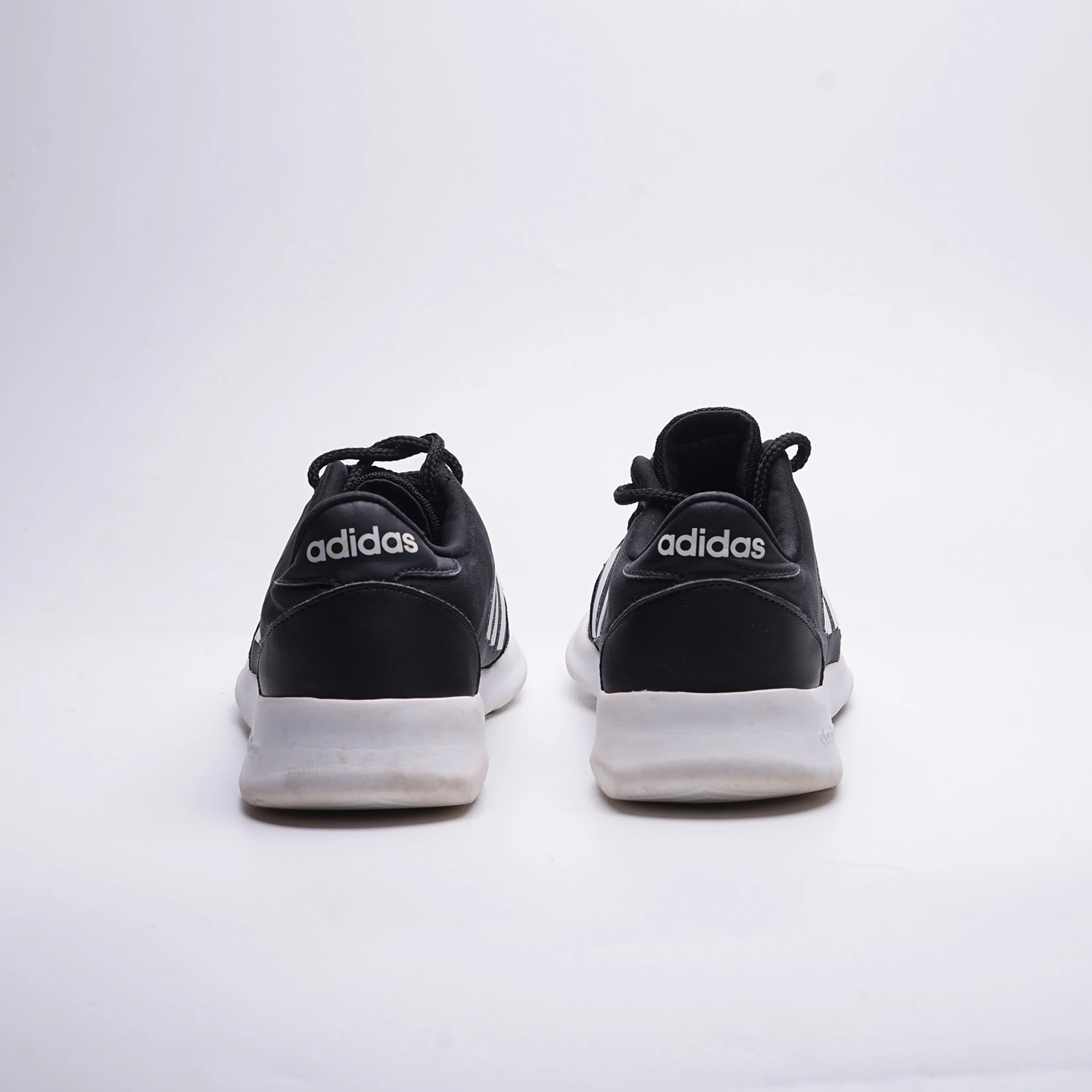 Adidas cloud foam sneakers