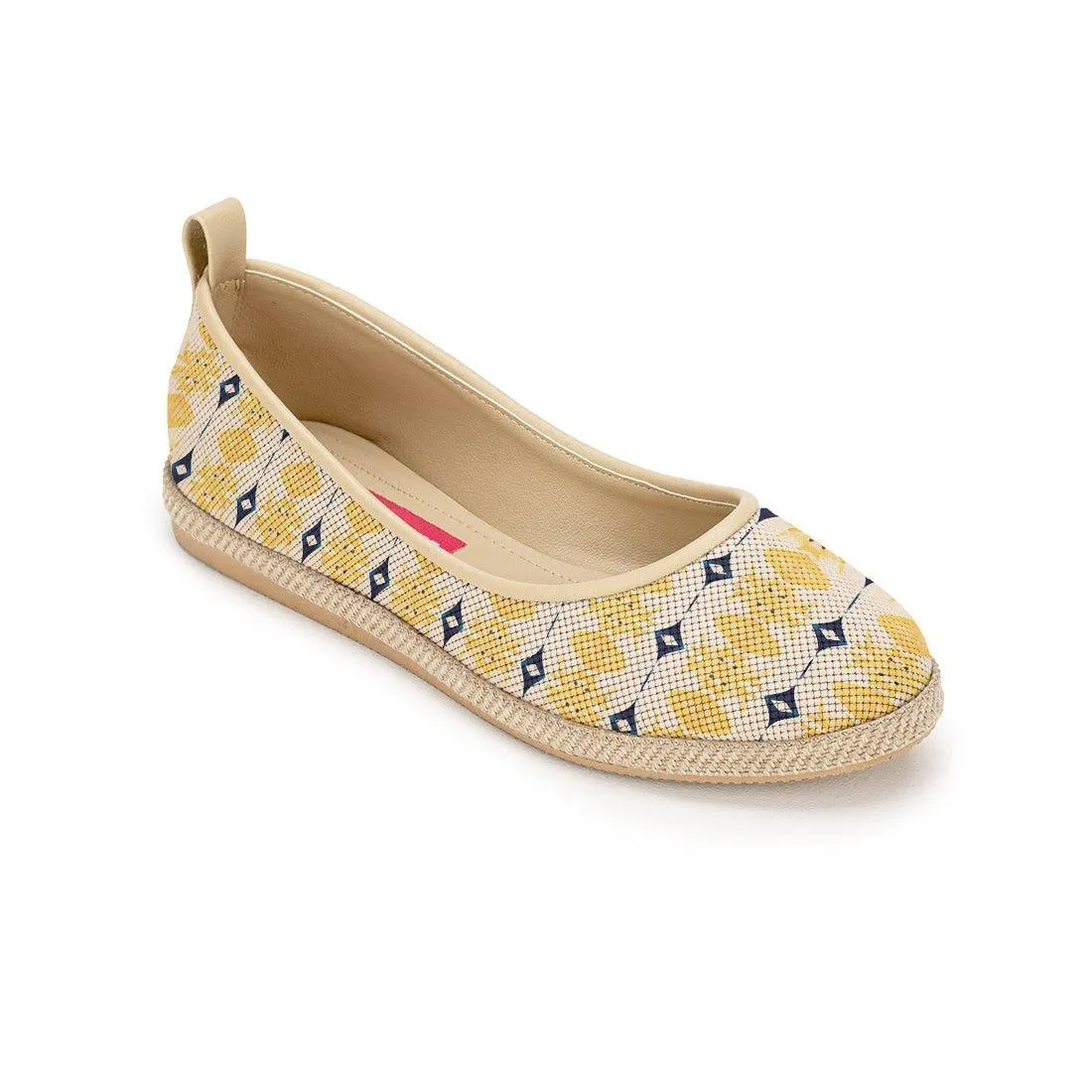 Beige Voyage Round Toe African Yellows