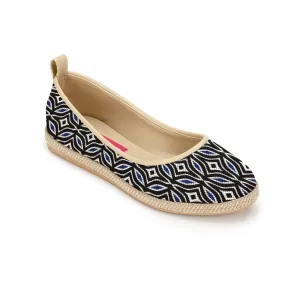 Beige Voyage Round Toe Contact