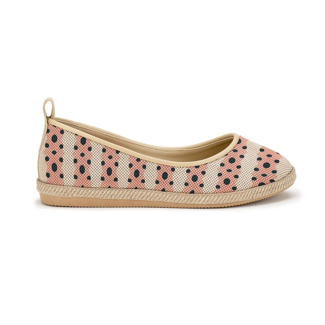 Beige Voyage Round Toe Dot