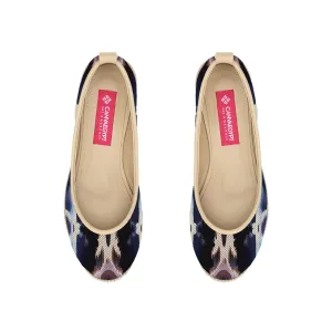 Beige Voyage Round Toe Puzzling