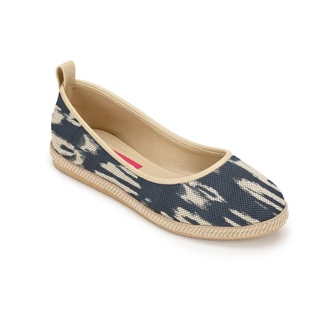 Beige Voyage Round Toe Smoggy