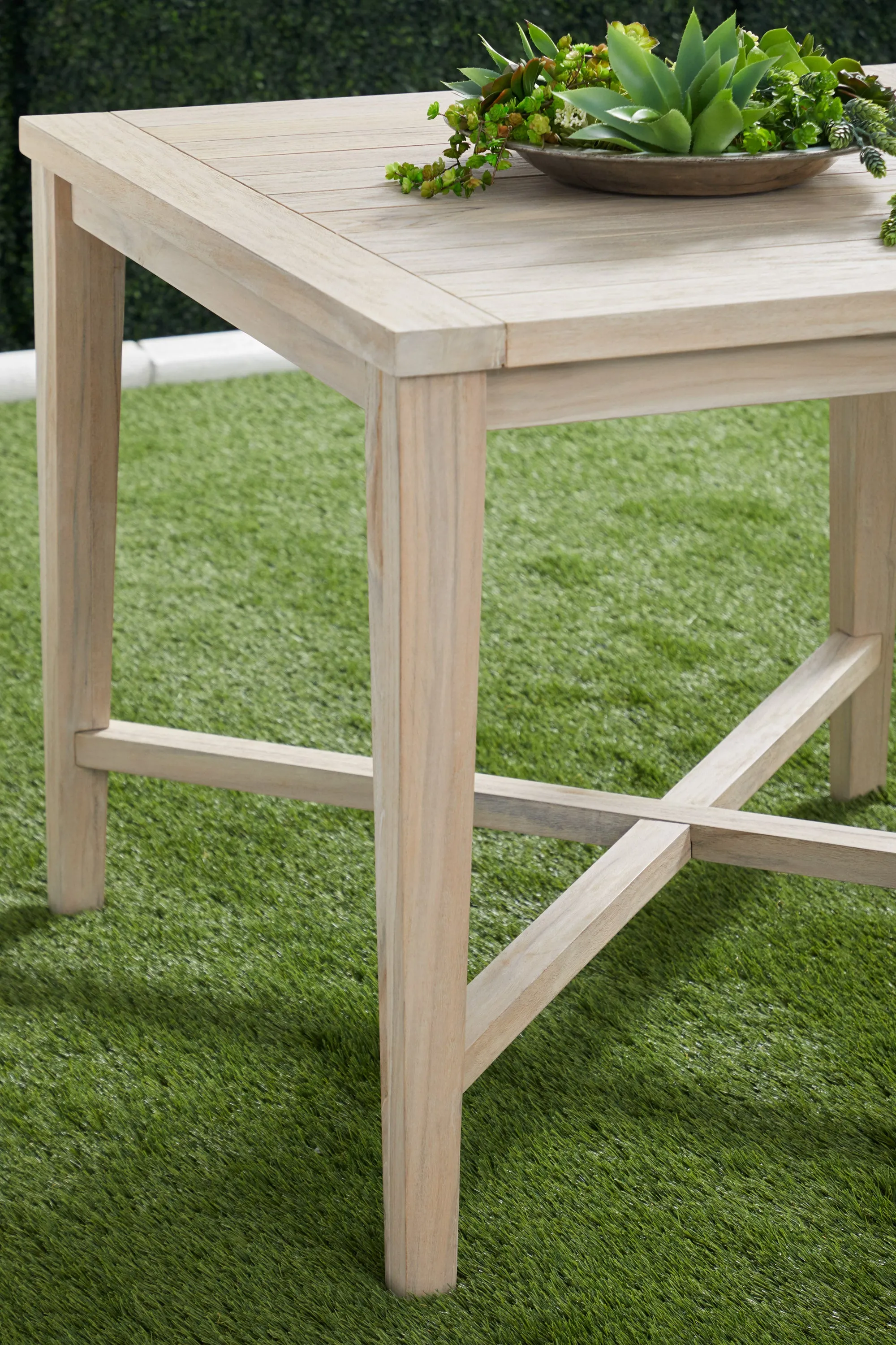 Carmel Outdoor 42" Square Counter Table