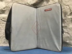 Climb Smart Shop Crash Pad Rental - Black Diamond Pad