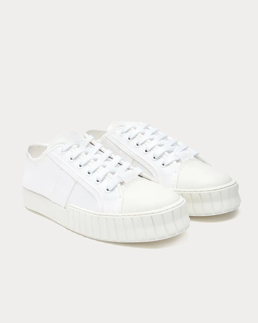 Divid White / White Low Top Sneakers