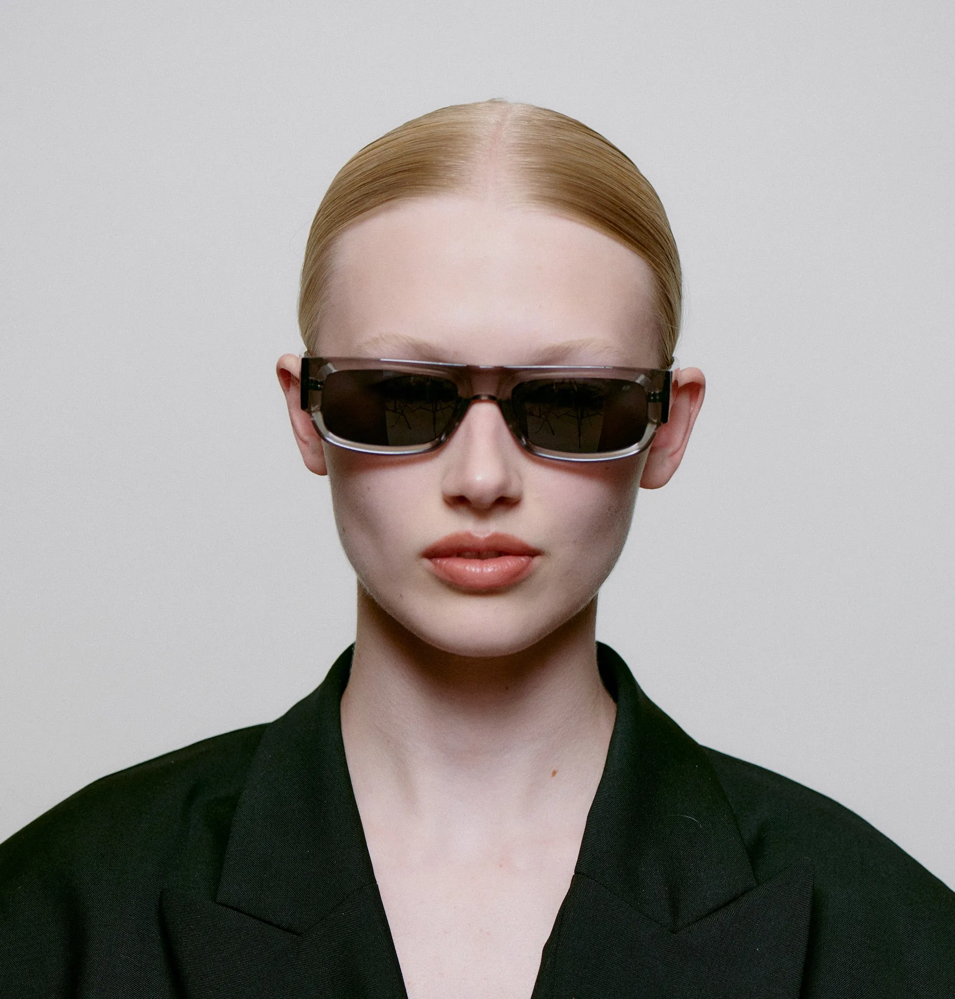 Jean Sunglasses - Grey Transparent