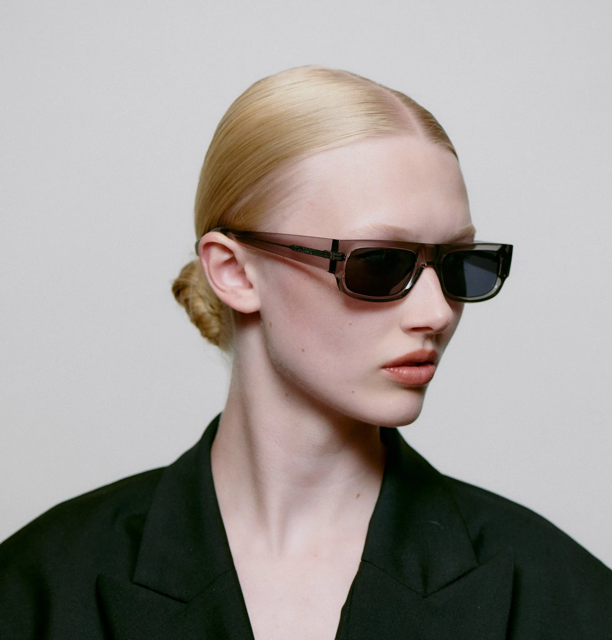Jean Sunglasses - Grey Transparent