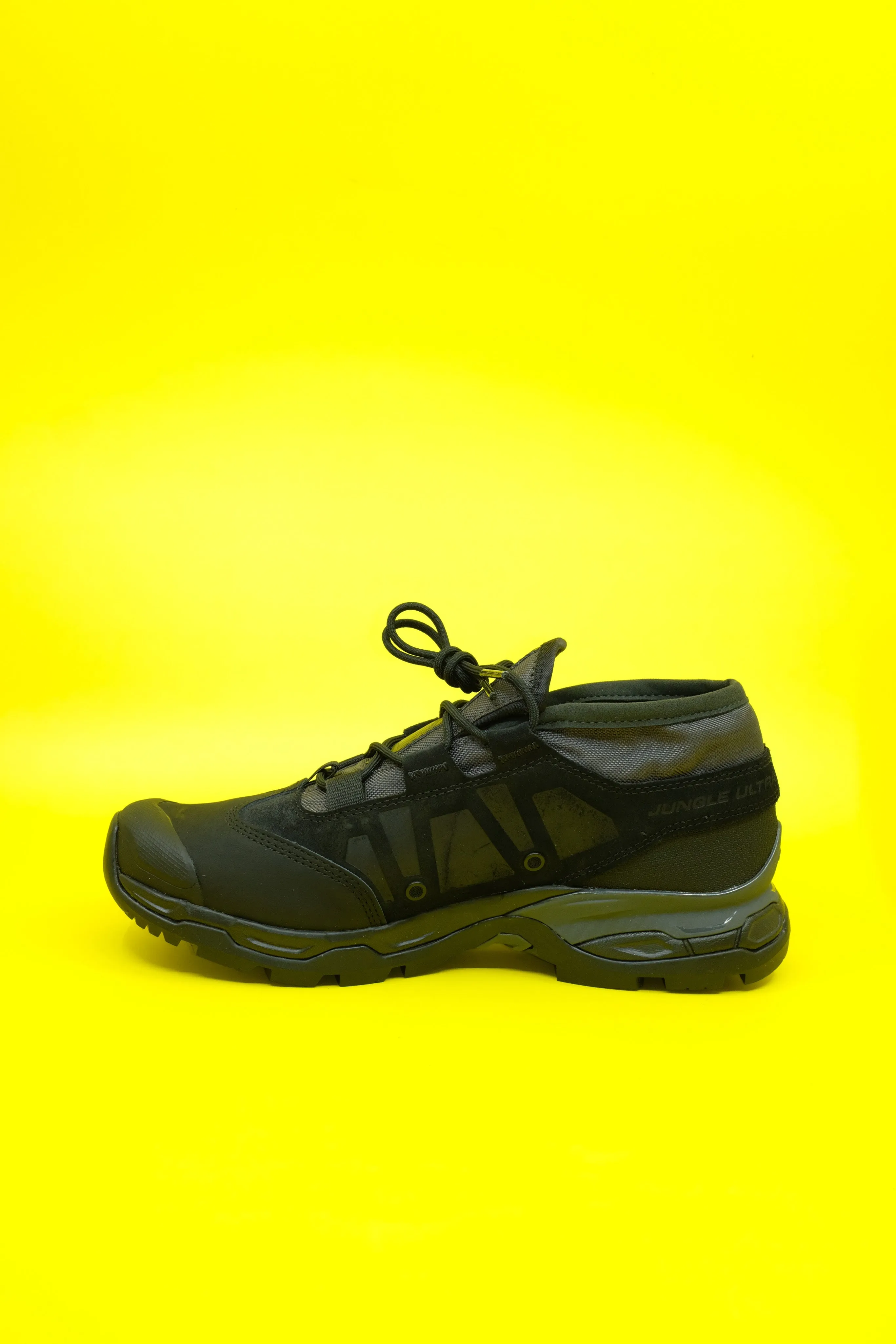 Jungle Ultra Low Black / Magnet