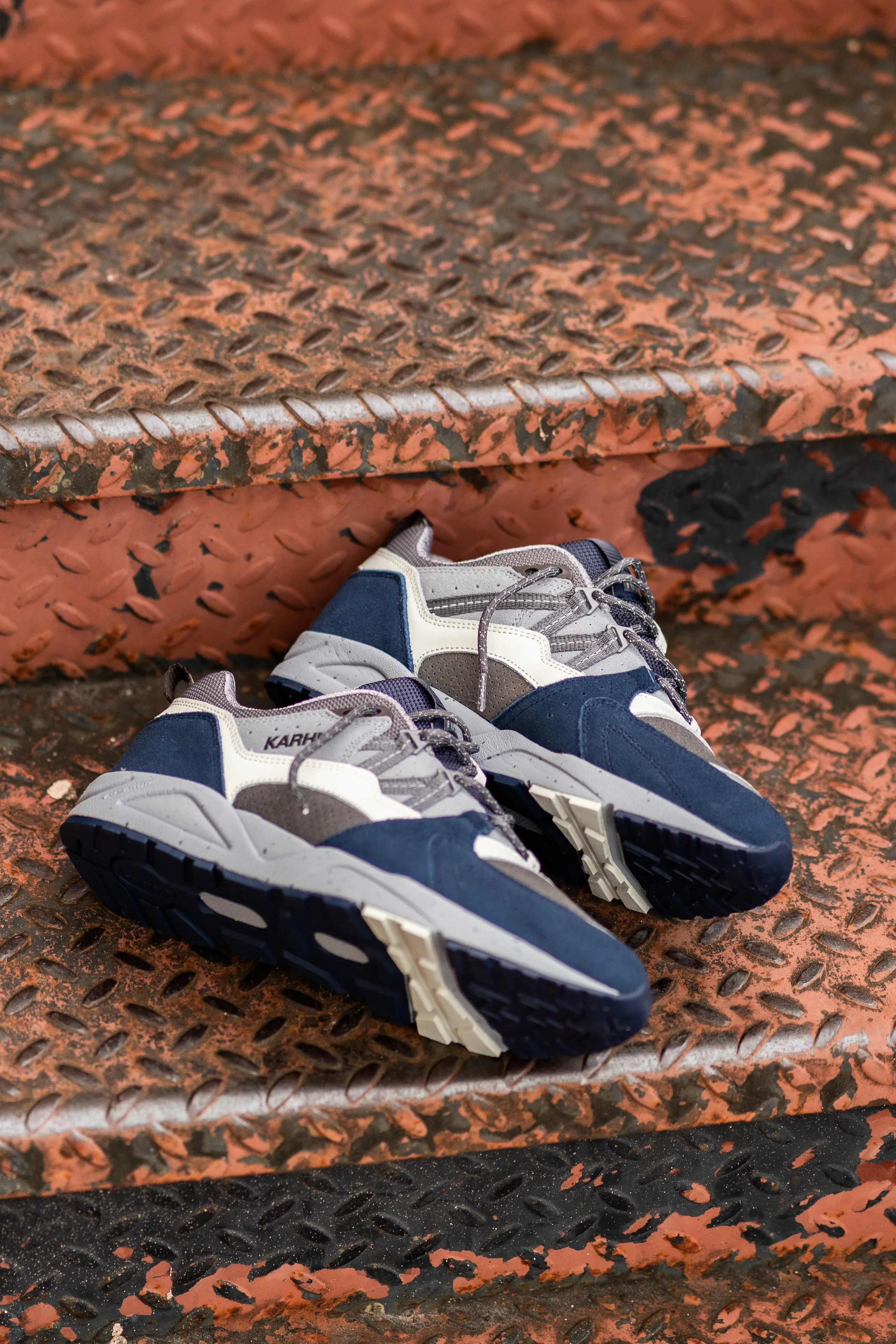 Men's Karhu Fusion 2.0 (Mood Indigo/Smoked Pearl)