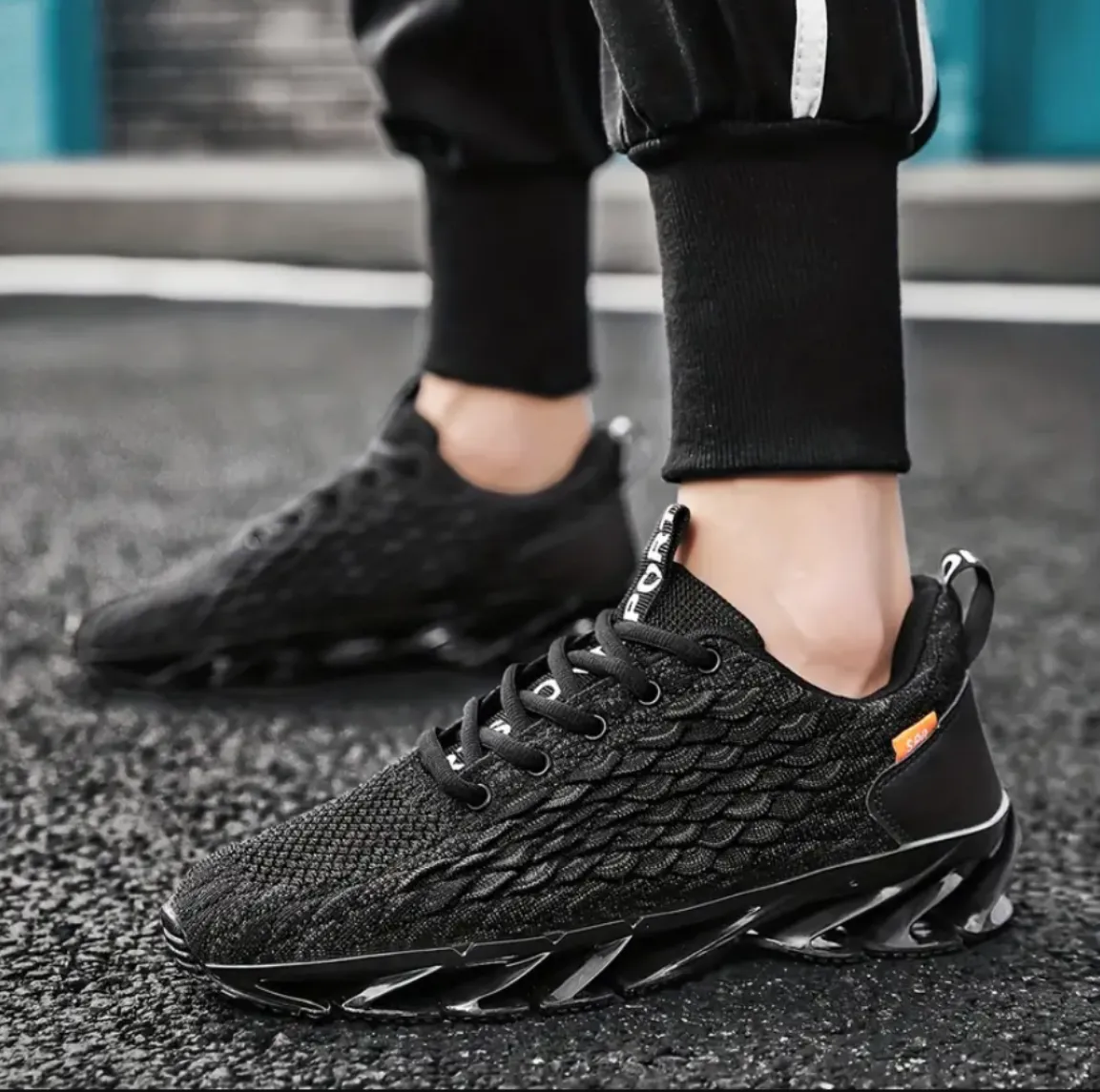 Men's Lightweight Sports Shoe Sneakers