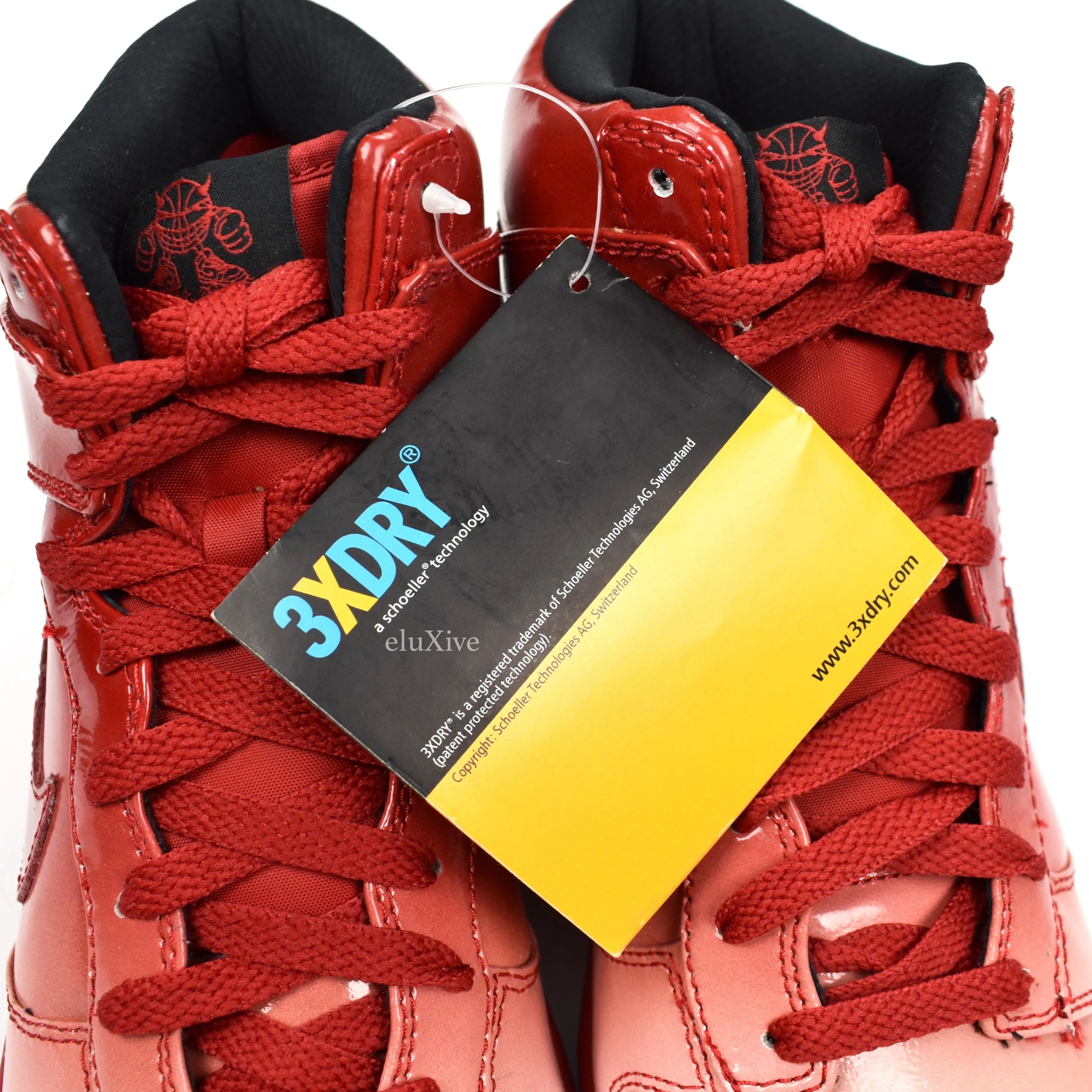Nike - Dunk High Supreme Spark 'Destroyers' (Red)