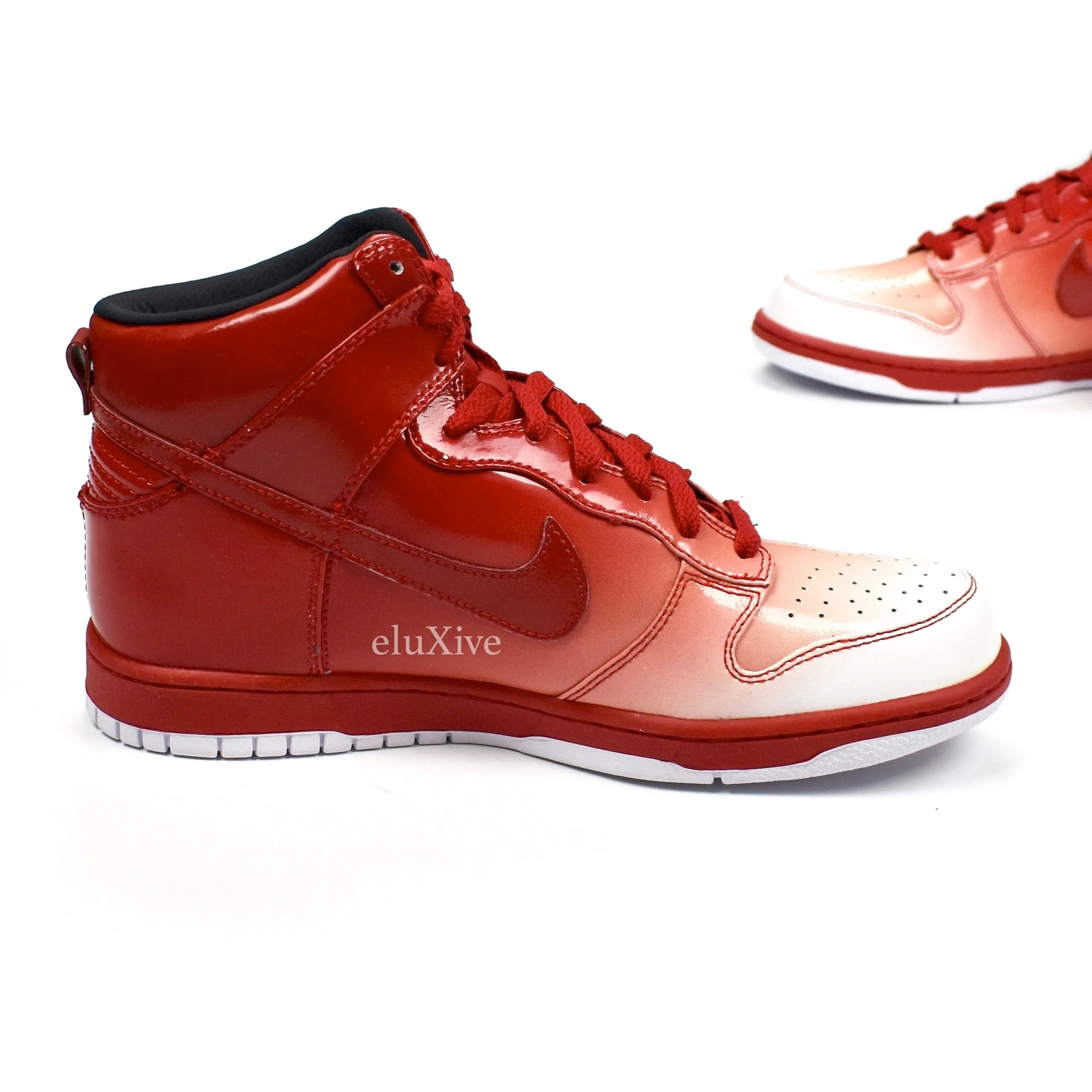 Nike - Dunk High Supreme Spark 'Destroyers' (Red)