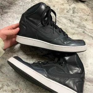 Nike Women’s Son of Force Mid Black Sneaker Athletic Shoes Size 7.5