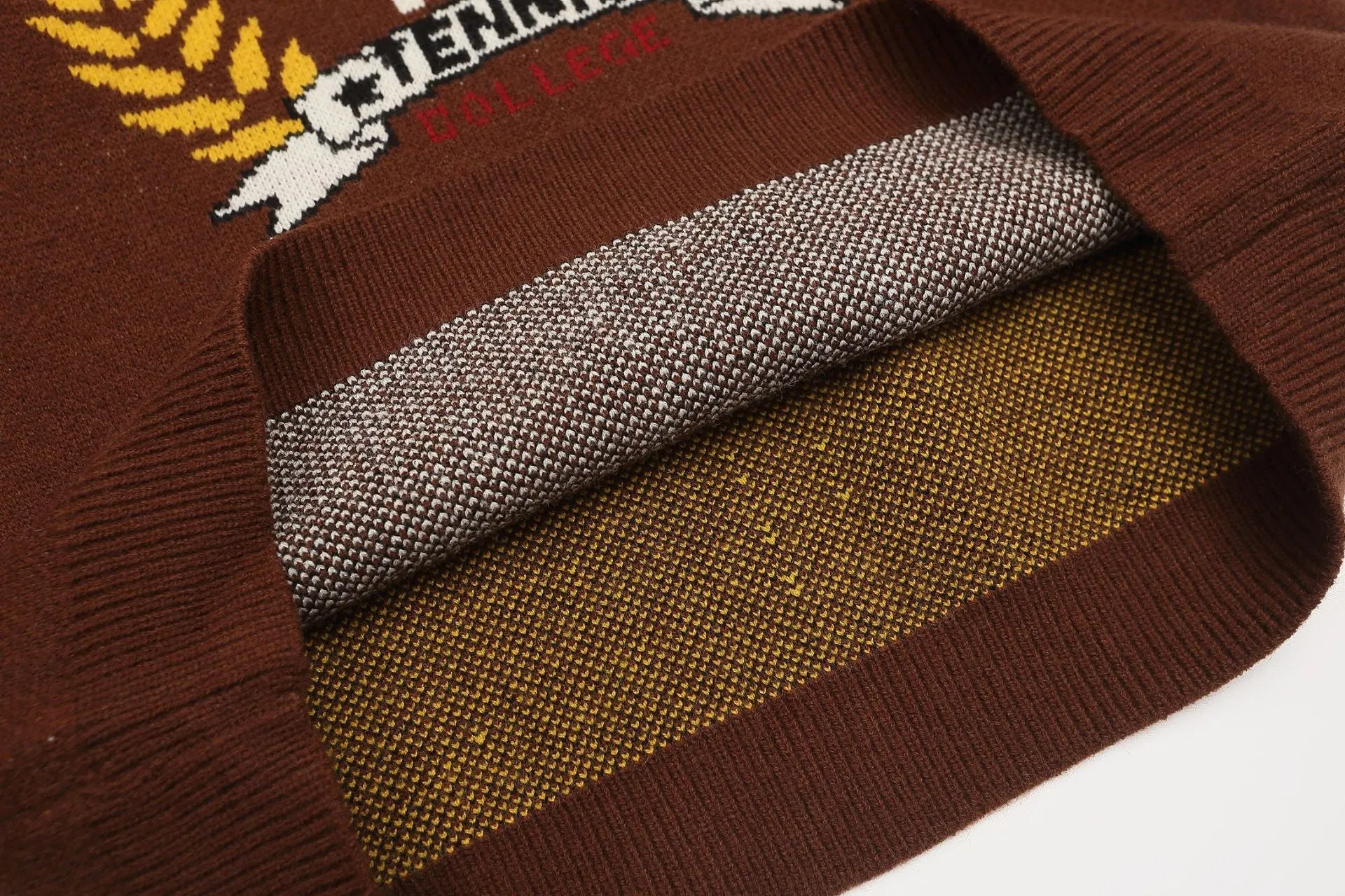 Retro Tennis Sweater – Los Angeles Vintage Edition