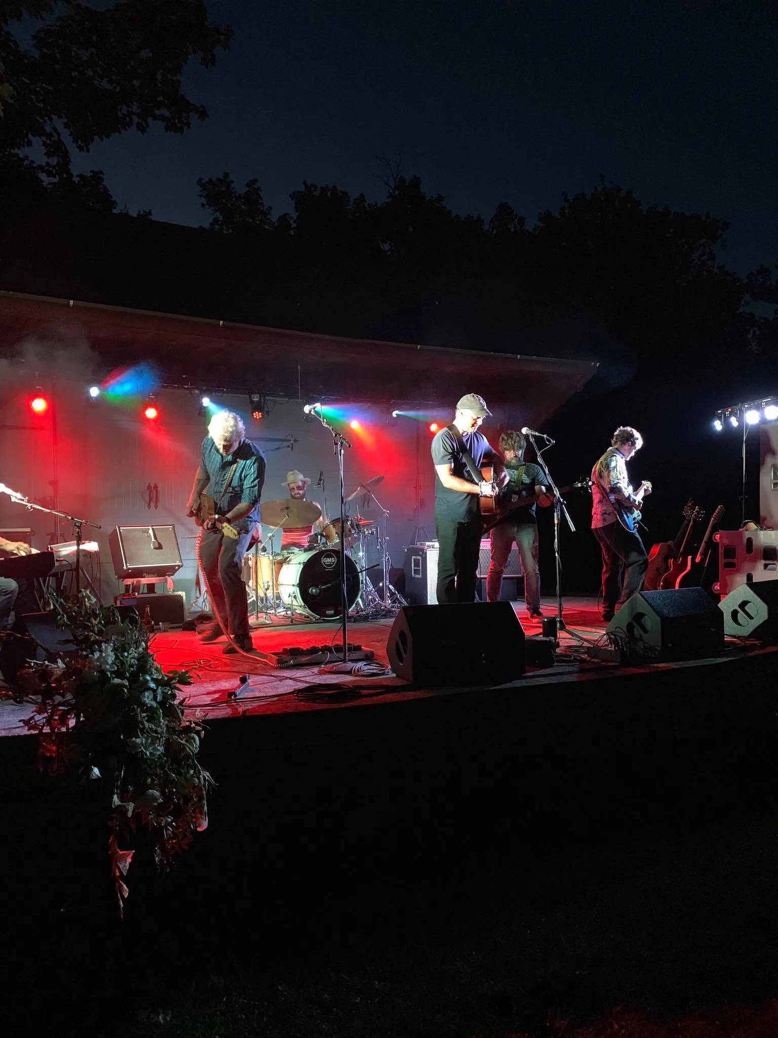 Rivertribe Outdoors Presents First Saturdays (6/1) with Frog Holler & The Cheddar Boys