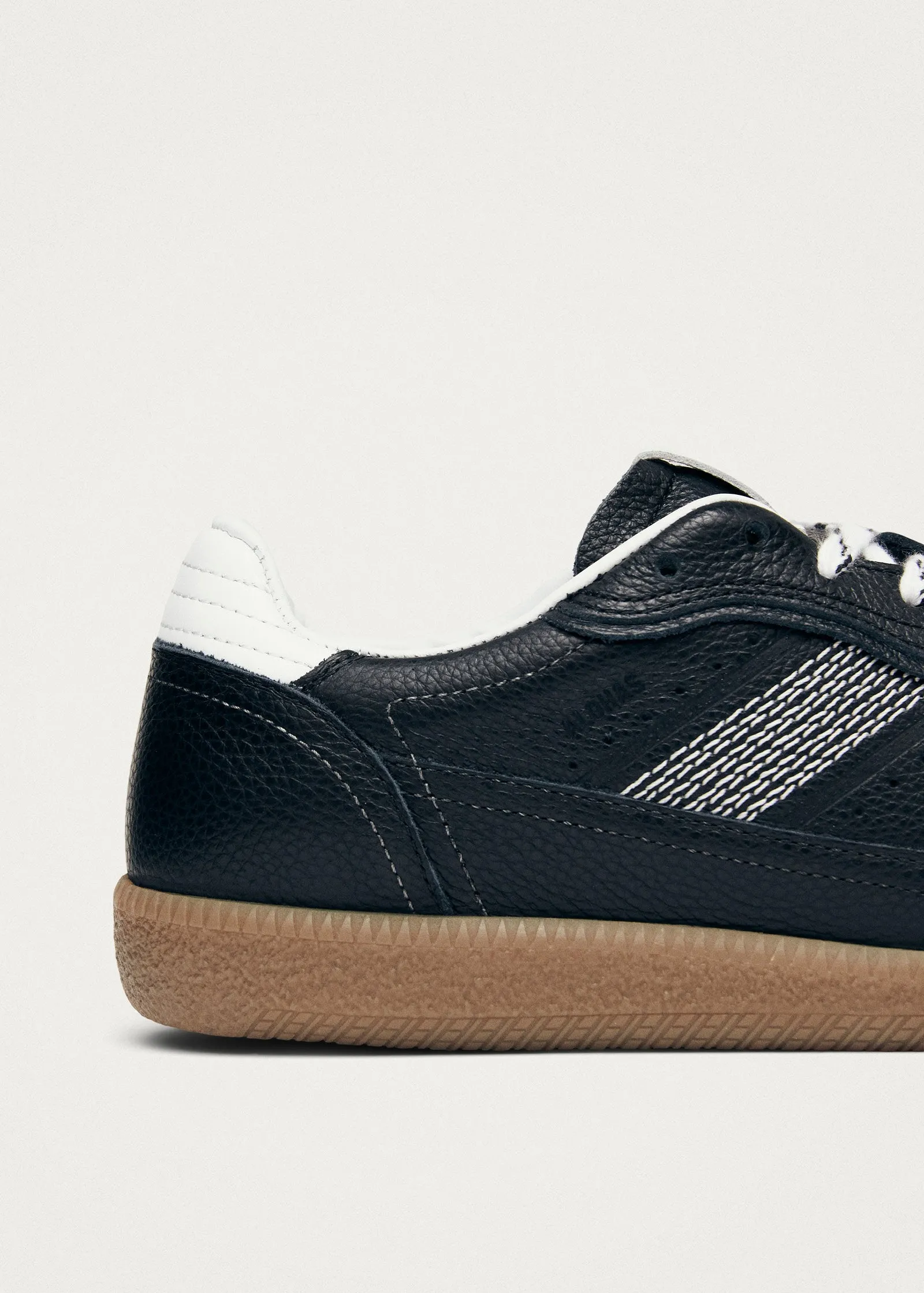 Tb.490 Rife Grain Black & White Leather Sneakers