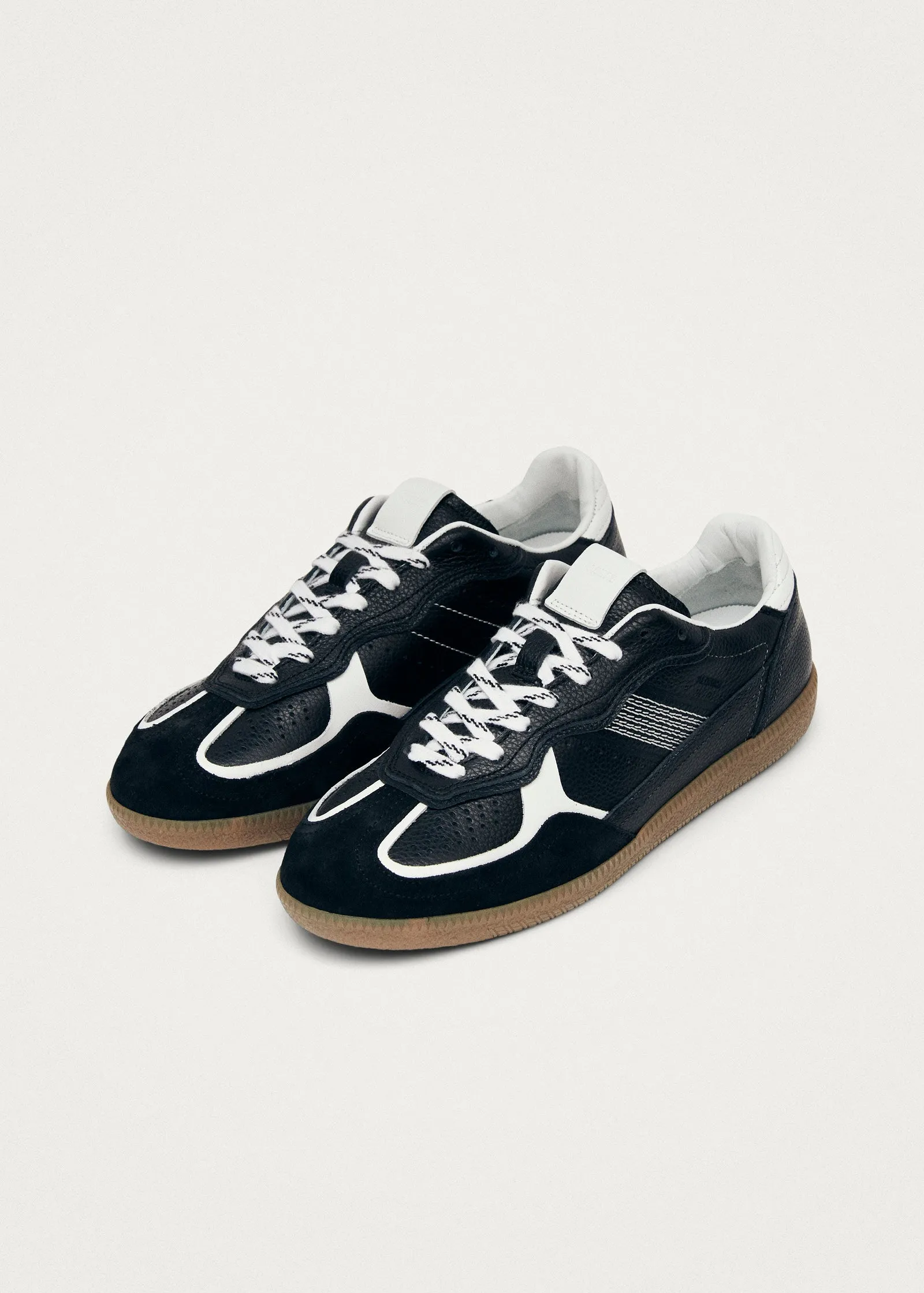 Tb.490 Rife Grain Black & White Leather Sneakers